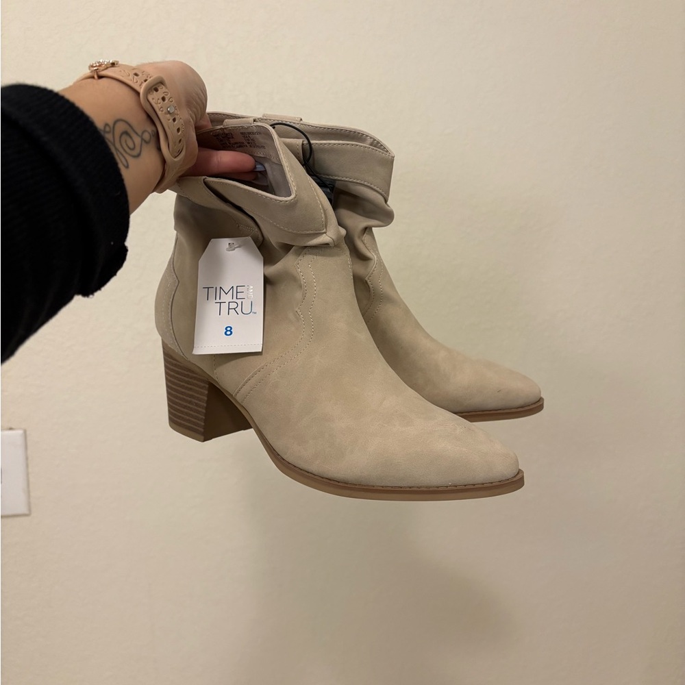 Shorty Cowgirl boots